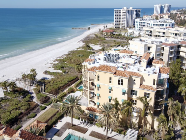 Ultra Posh South end Condo with Private Pool and Spa